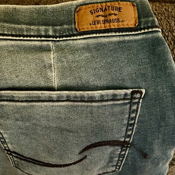 Signature by Levi Strauss & Co. Women's Lounge Joggers - Picture 8 of 11